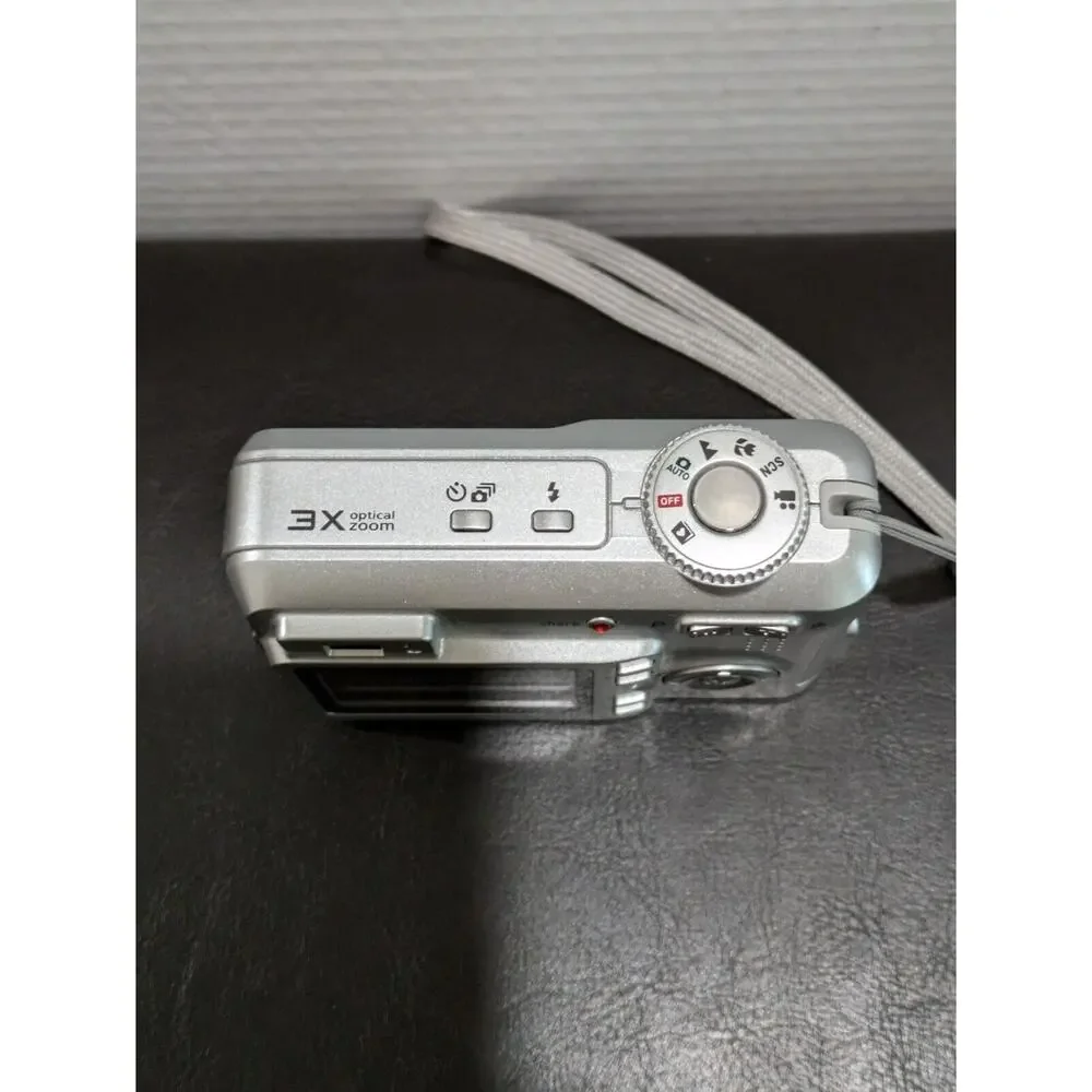 Kodak C533 Digital Camera 5.0 MP with EasyShare Series 3 Digital Photo‎ Printer